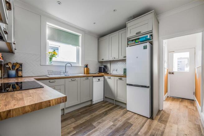 45 Middlesex Road, Southsea-Small-PorticoMarketing