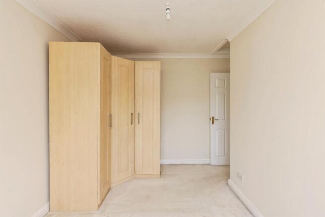 4 bed Detached for sale Image 12
