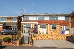 54, Broadway Avenue, Halesowen B63 3DF