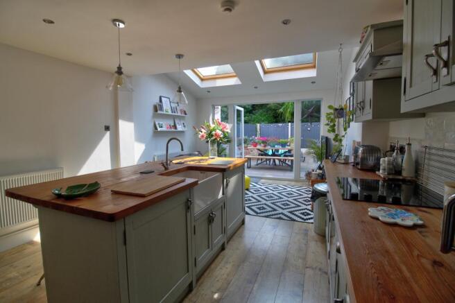 Kitchen Diner 5