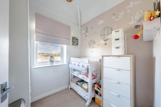 3 bed Semi-Detached for sale Image 10