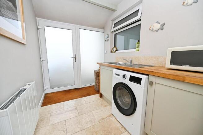 3 bed Bungalow for sale Image 10