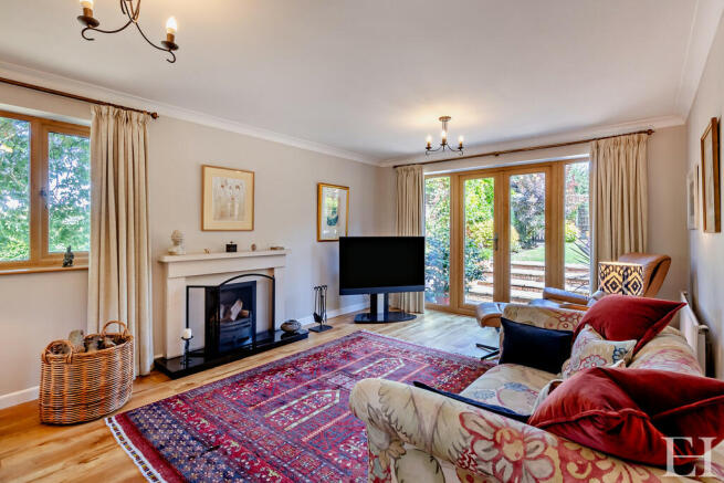 8616740-interiorW...
