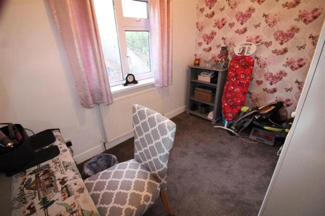 3 bed Town House for sale Image 7
