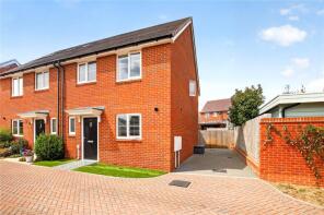 14, Donnington Grove, Binfield, Bracknell RG42 4JS