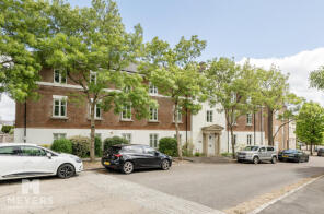 Flat 6, Victor Jackson House, Victor Jackson Avenue, Dorchester DT1 3GY