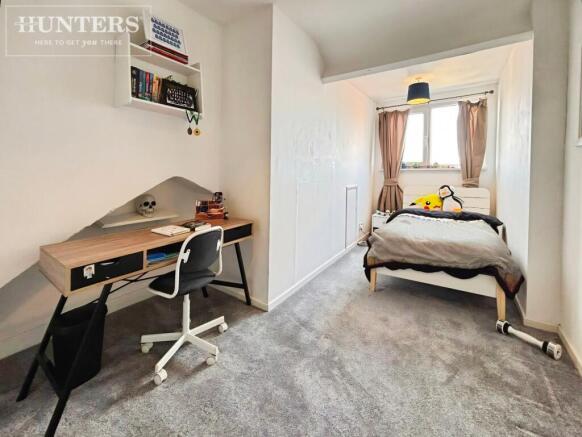 3 bed Terraced for sale Image 11