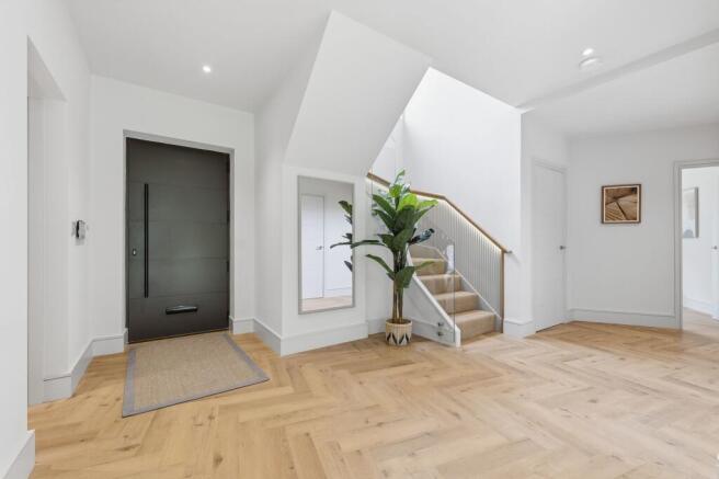 4 bed Detached for sale Image 4