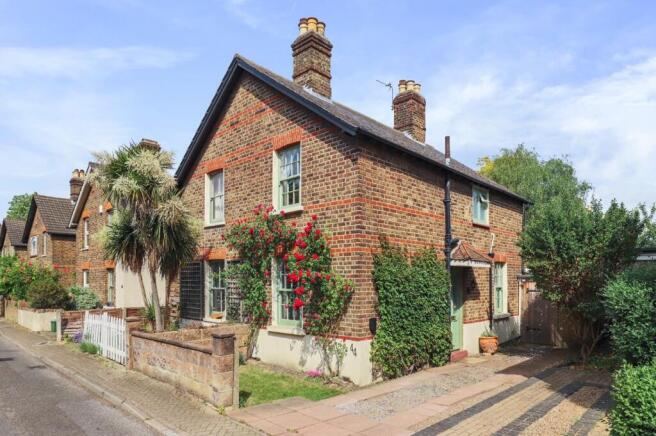 05-f1cfJHPropWorld - 12 Byne Road - 14 (1).JPG