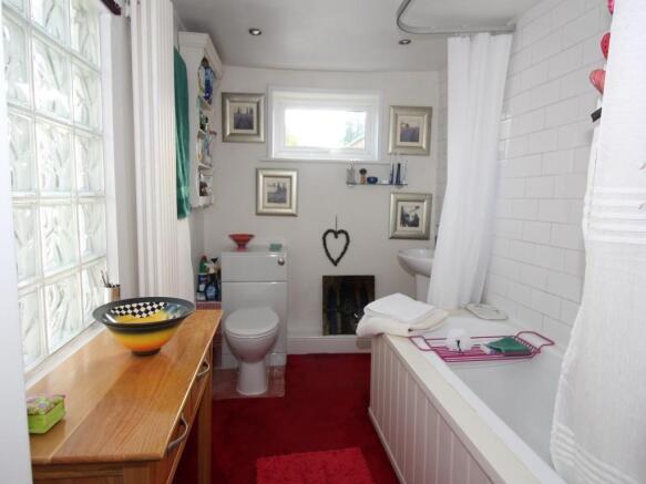 Photo 7