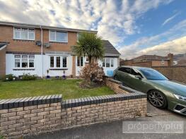 32, Dinam Park, Tonpentre, Pentre CF41 7DX