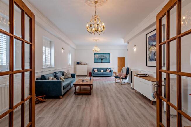8699345-interior22-800.jpg