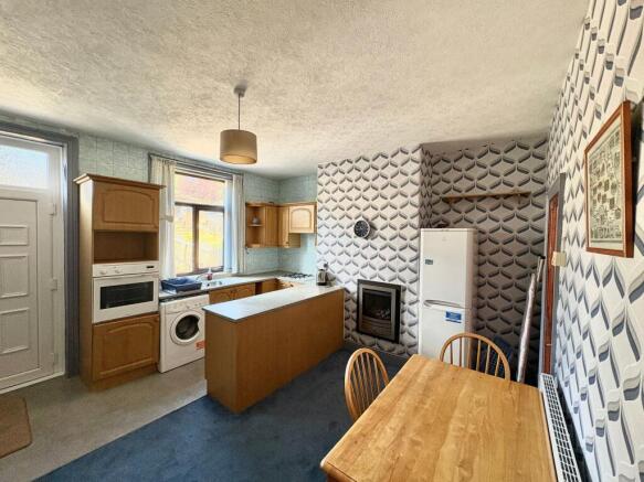 3 bed Terraced for sale Image 4