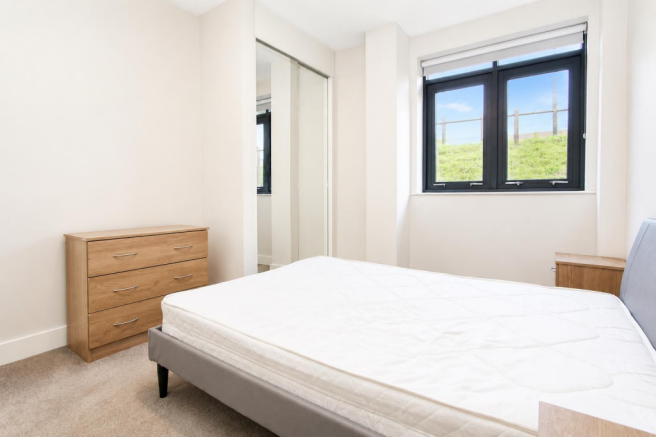 2 bed Flat to rent Image 7