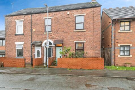 Dickinson Street, Wakefield, WF1