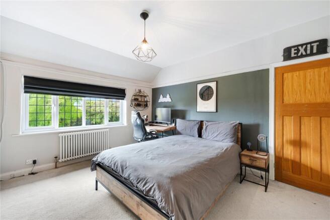 4 bed Semi-Detached for sale Image 12