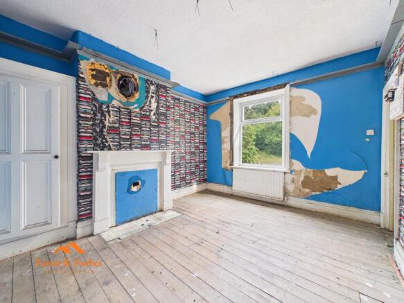 4 bed Terraced for sale Image 7