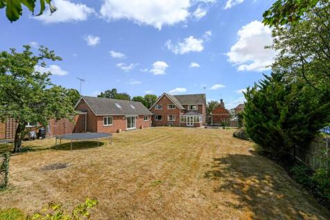 Faversham Road, Lenham, Maidstone, Kent, ME17