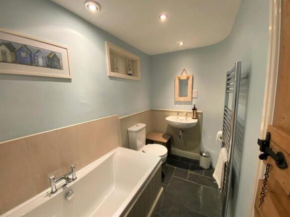 Photo 11