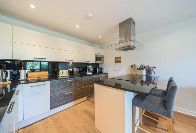 1346462-10-68b09b...