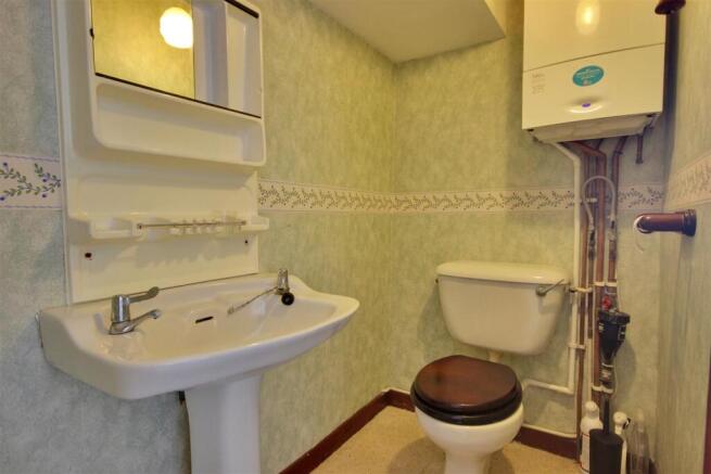 3 bed Semi-Detached Bungalow for sale Image 7