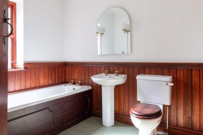 2nd Bathroom