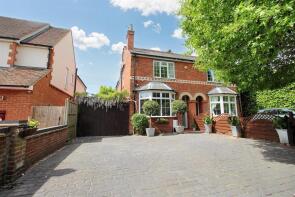 32, Holybrook Crescent, Reading RG30 3LN