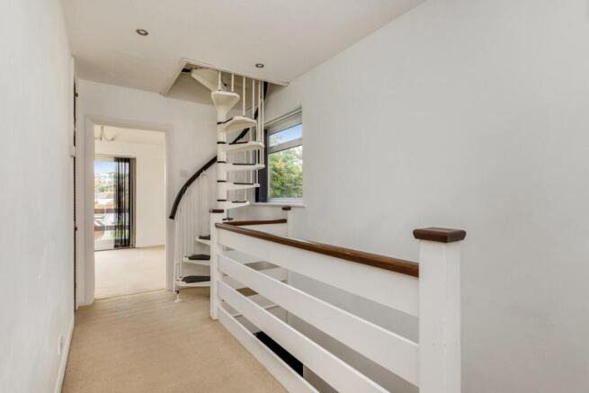 Ashurst Avenue-24.JPG