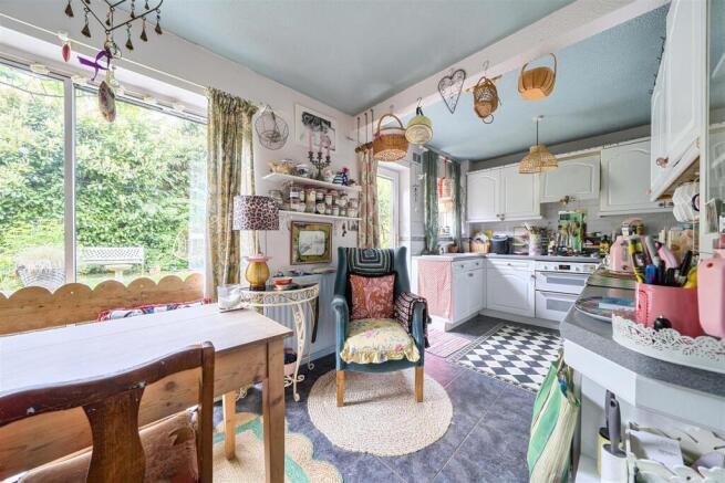 33 Balliol Road