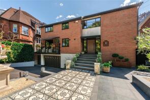 30, Park Avenue, Bedford MK40 2LR