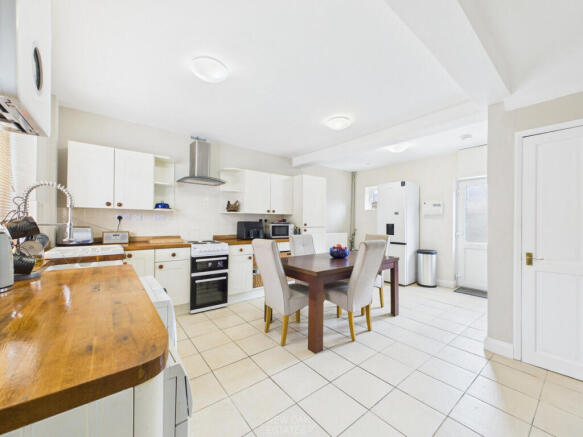 St. Leonards Place, Shirland, DE55 photo 4