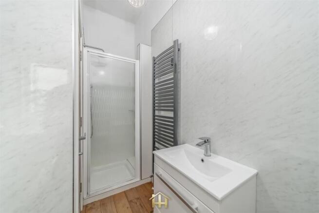 ROWAN COTTAGE AUCHTERHOUSE DUNDEE DD3 0QN 130426 E