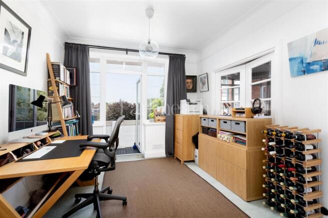 Hillfield Court, Belsize Avenue-3.jpg