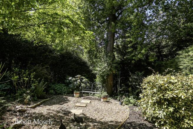 23 garden.jpg