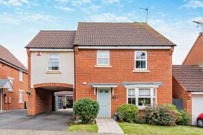 37, Lime Tree Avenue, Oakham LE15 9SS