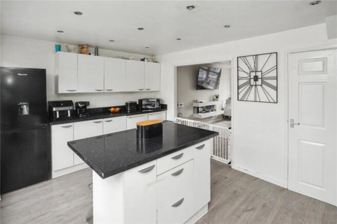 3 bed Detached for sale Image 12