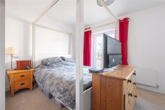 3 bed Semi-Detached for sale Image 11