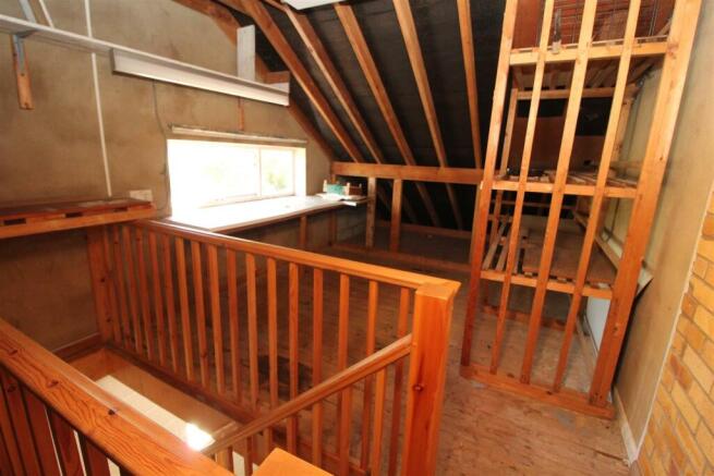 Garage Attic Room (sloping ceiling)