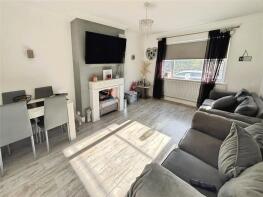 10, Royston Court, Hook Rise North, Surbiton KT6 7JX