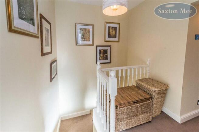 FIRST FLOOR LANDING