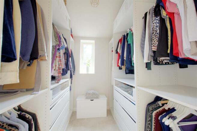 Walk-in Wardrobe