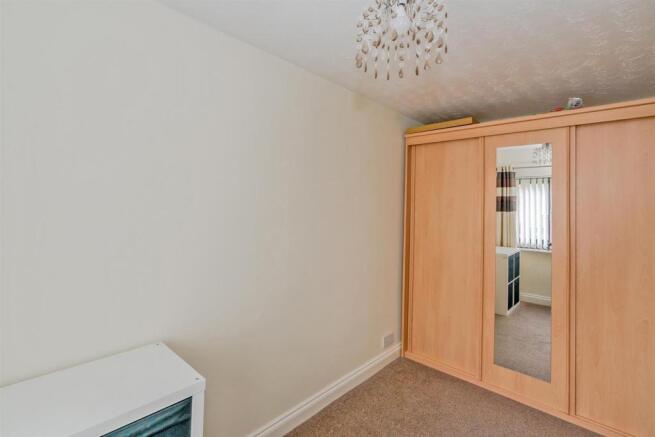 Dovedale, Cannock, WS11 5TF-13.jpg