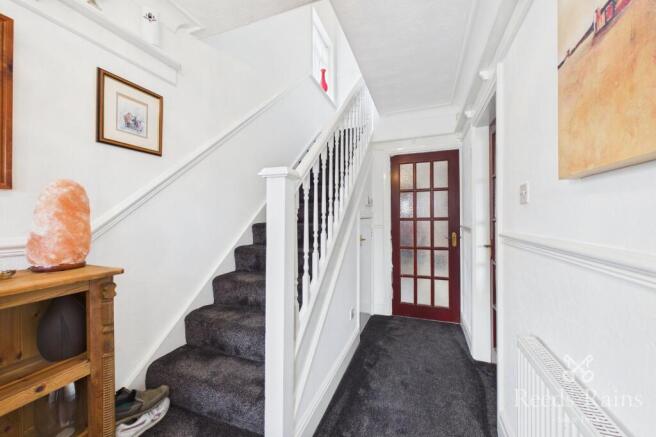 3 bed Semi-Detached for sale Image 6
