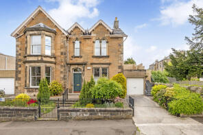 1a, West Castle Road, Merchiston, Edinburgh EH10 5AT