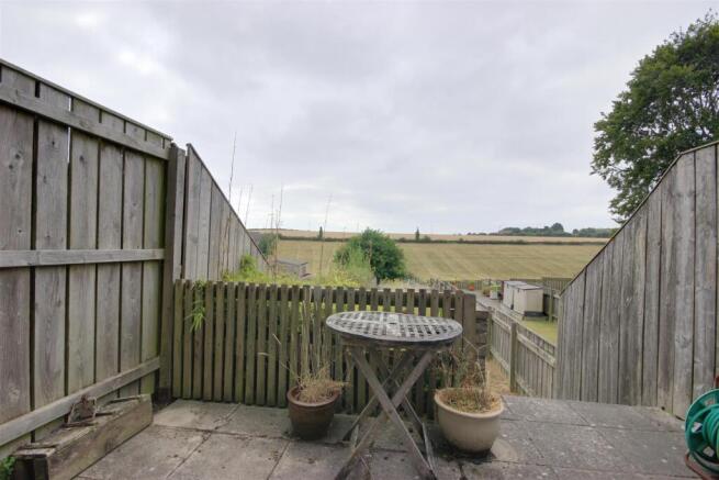 2 bed Terraced for sale Image 7