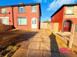 28, Lupin Avenue, Farnworth, Bolton BL4 0EP