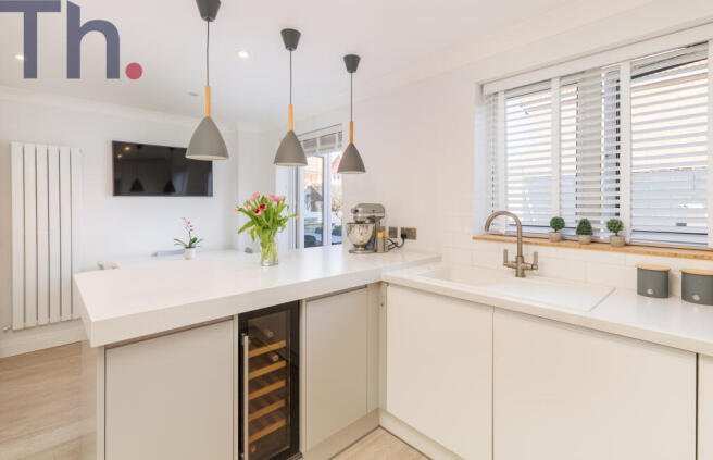 Kitchen/Dining