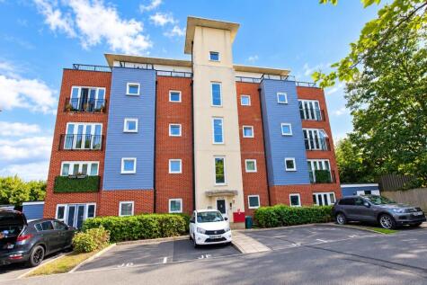 Alexander Square, Eastleigh