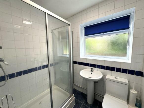Shower Room.jpeg