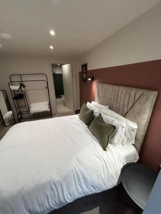 PHOTO-2026-01-22-11-34-08 3.jpg